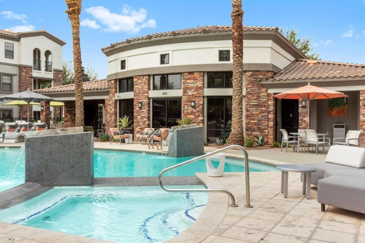 Cozysuites Glendale By The Stadium With Pool 02 Exteriér fotografie